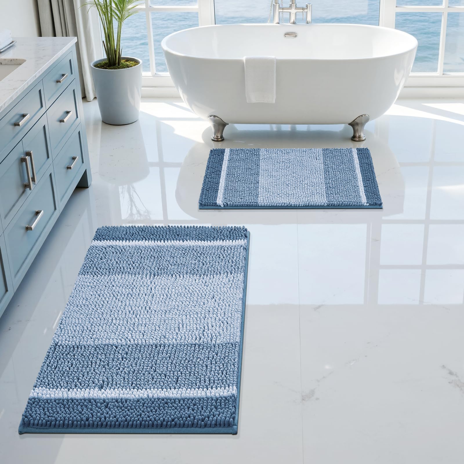 HOMEIDEAS blue bathroom rug set absorption close-up illustrating quick moisture uptake