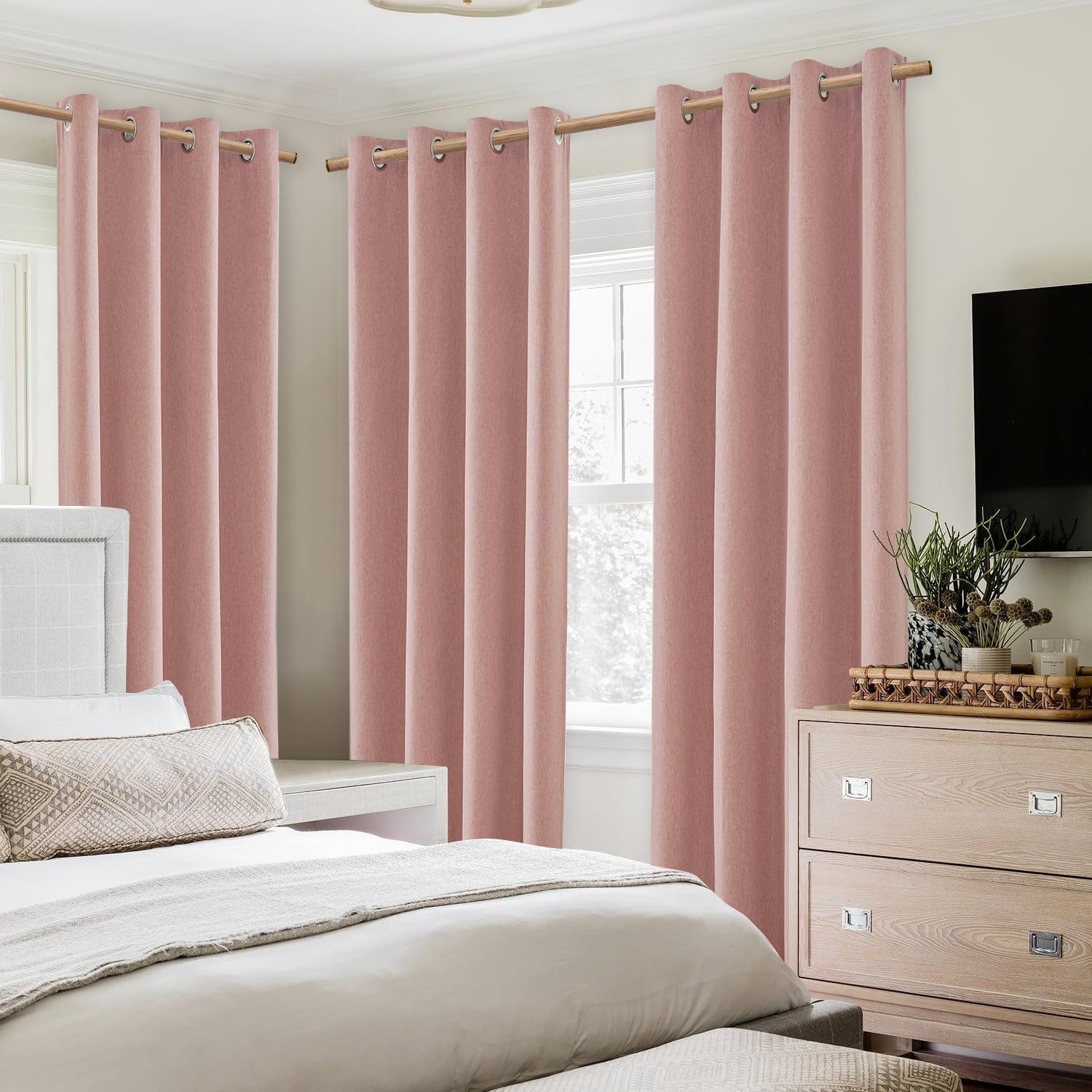 HOMEIDEAS grommet curtains with eight silver rings glide smoothly for easy setup.