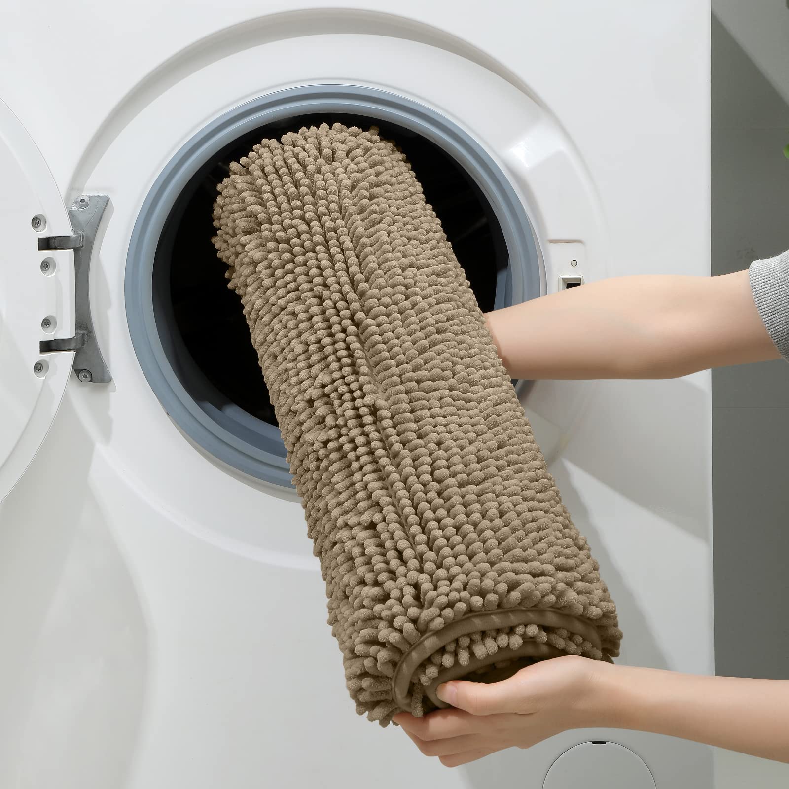 HOMEIDEAS high absorbency chenille mat soaks up moisture near sinks and showers