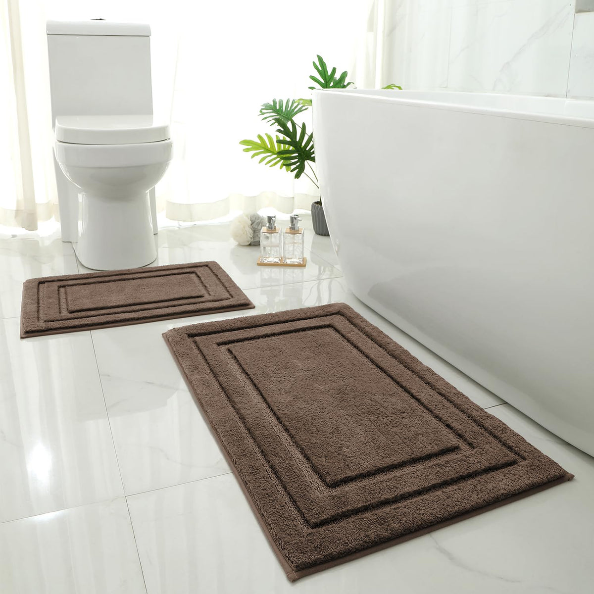 HOMEIDEAS large bath mat 20x32 brown; plush microfiber for warm feet.