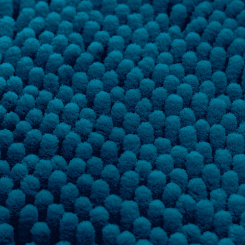 HOMEIDEAS machine washable rug set stays vibrant after many washes.