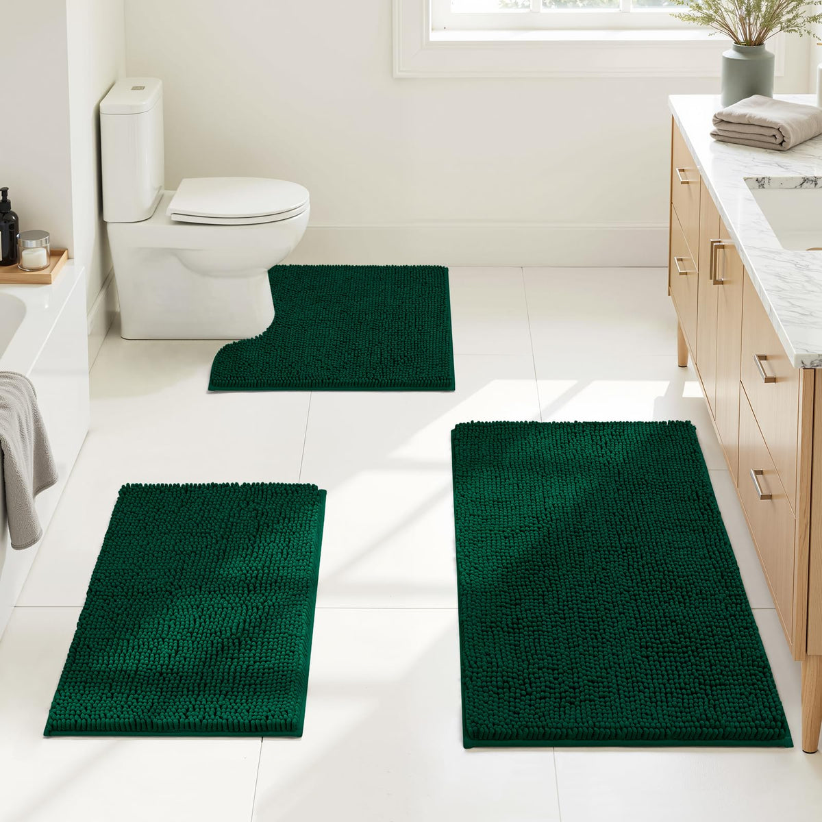 HOMEIDEAS small bath rug 17x24 for cozy bathroom warmth and quick drying.