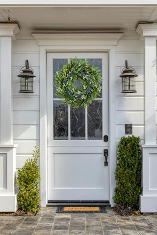 Wreath arrives in a storage box for easy seasonal storage