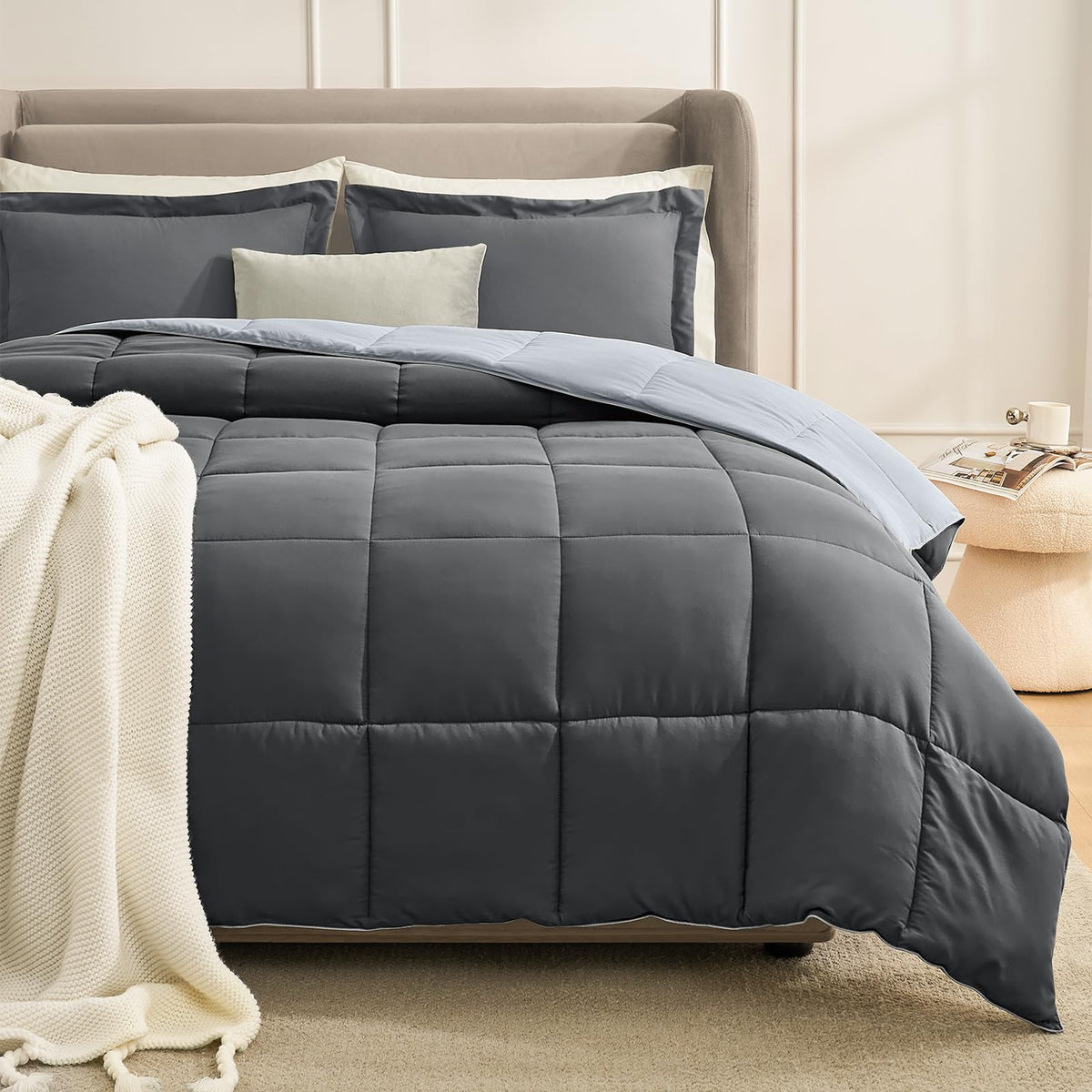 Homelike Moment king-size comforter 104x88 with soft, breathable warmth.