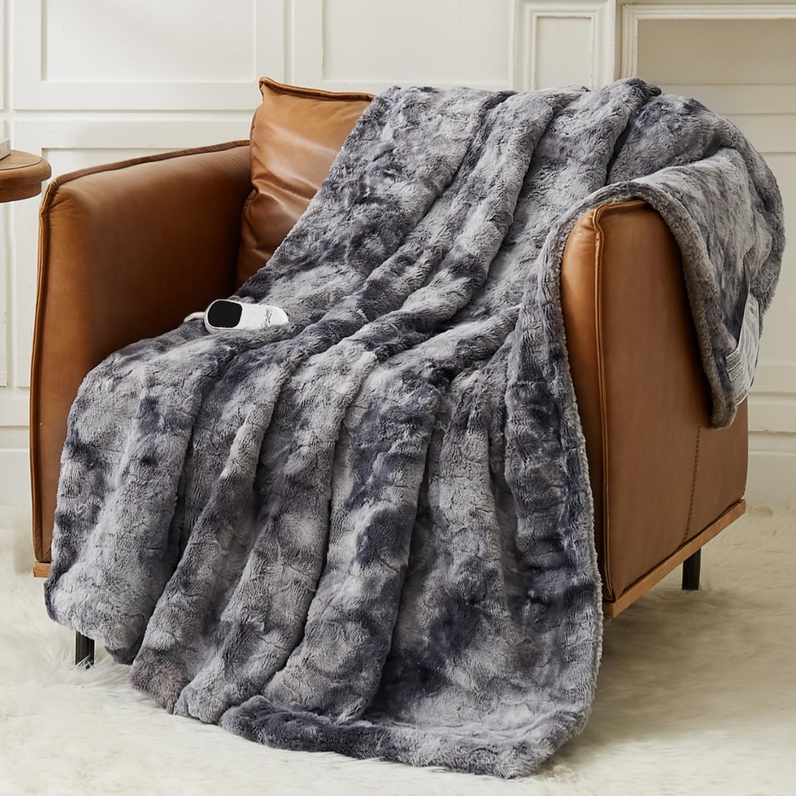 Homemate twin heated blanket closeup with soft faux fur for cozy warmth
