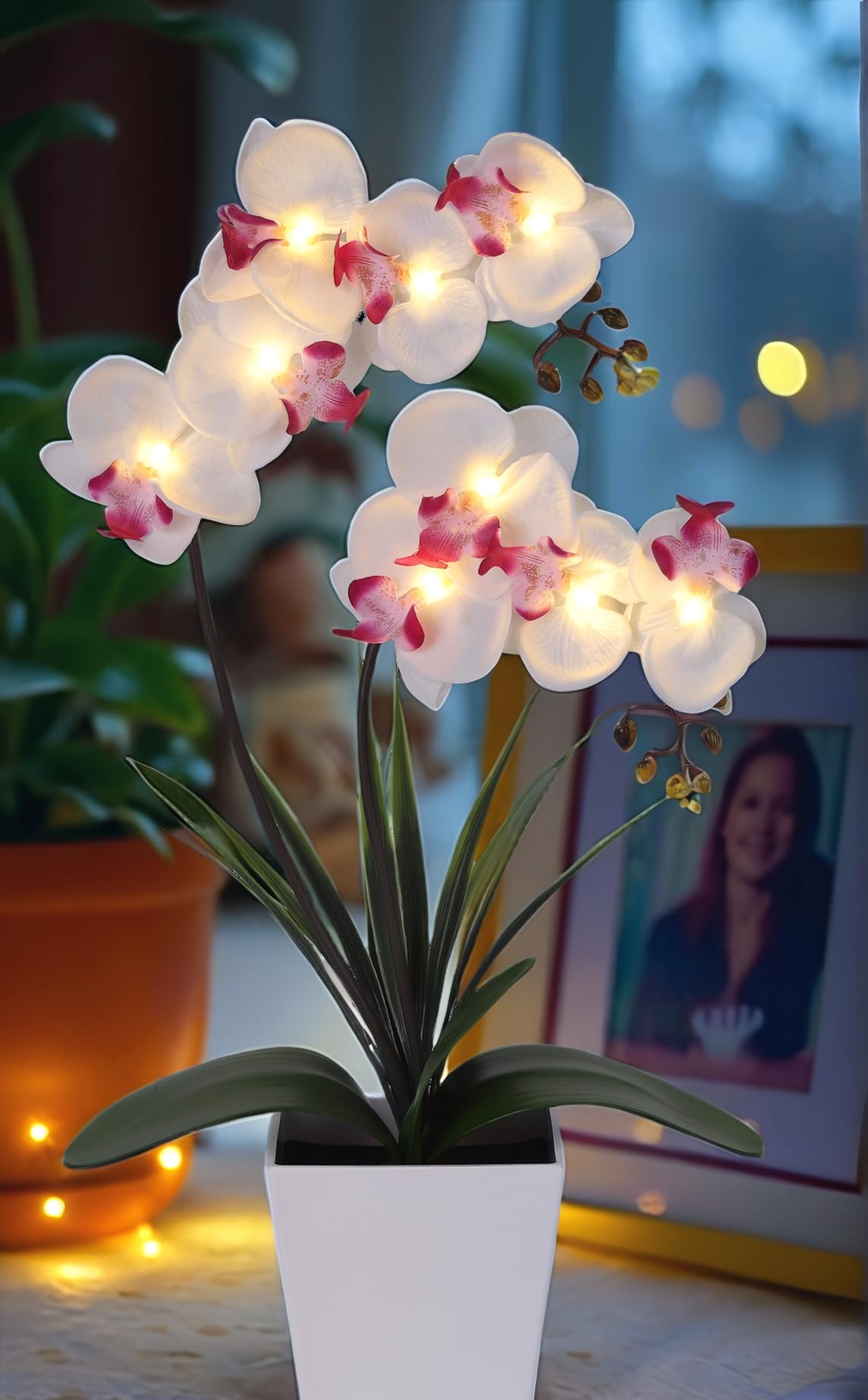 HOMESEASONS Orchid Lamp close-up petals and realistic look