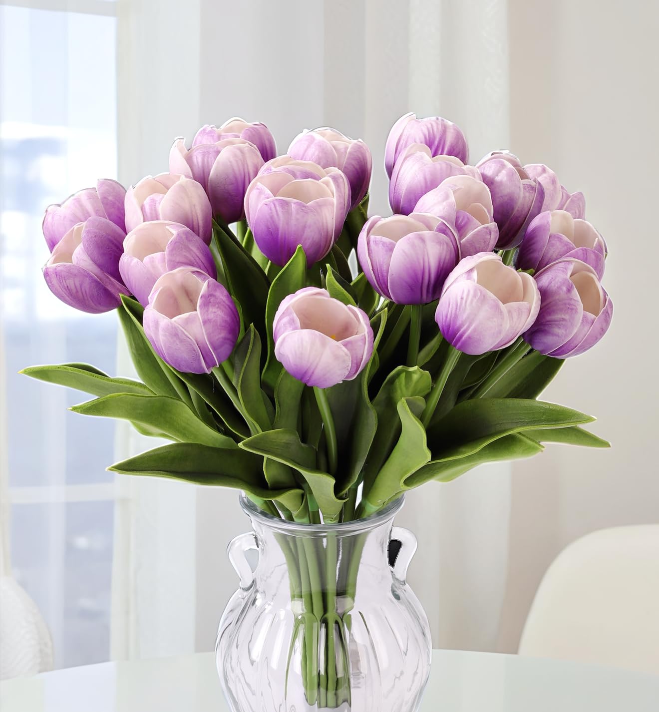 HOMESEASONS bendable stems create a natural looking arrangement.