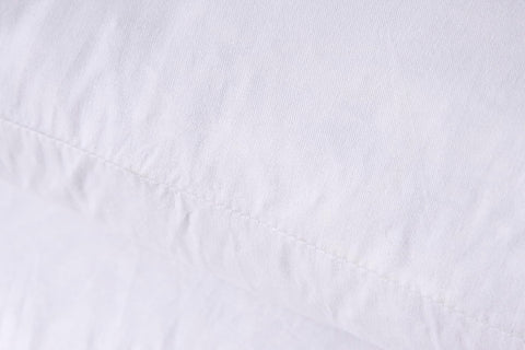 HOMESJUN vacuum-pack shipping arrives compact and ready to regain loft after airing