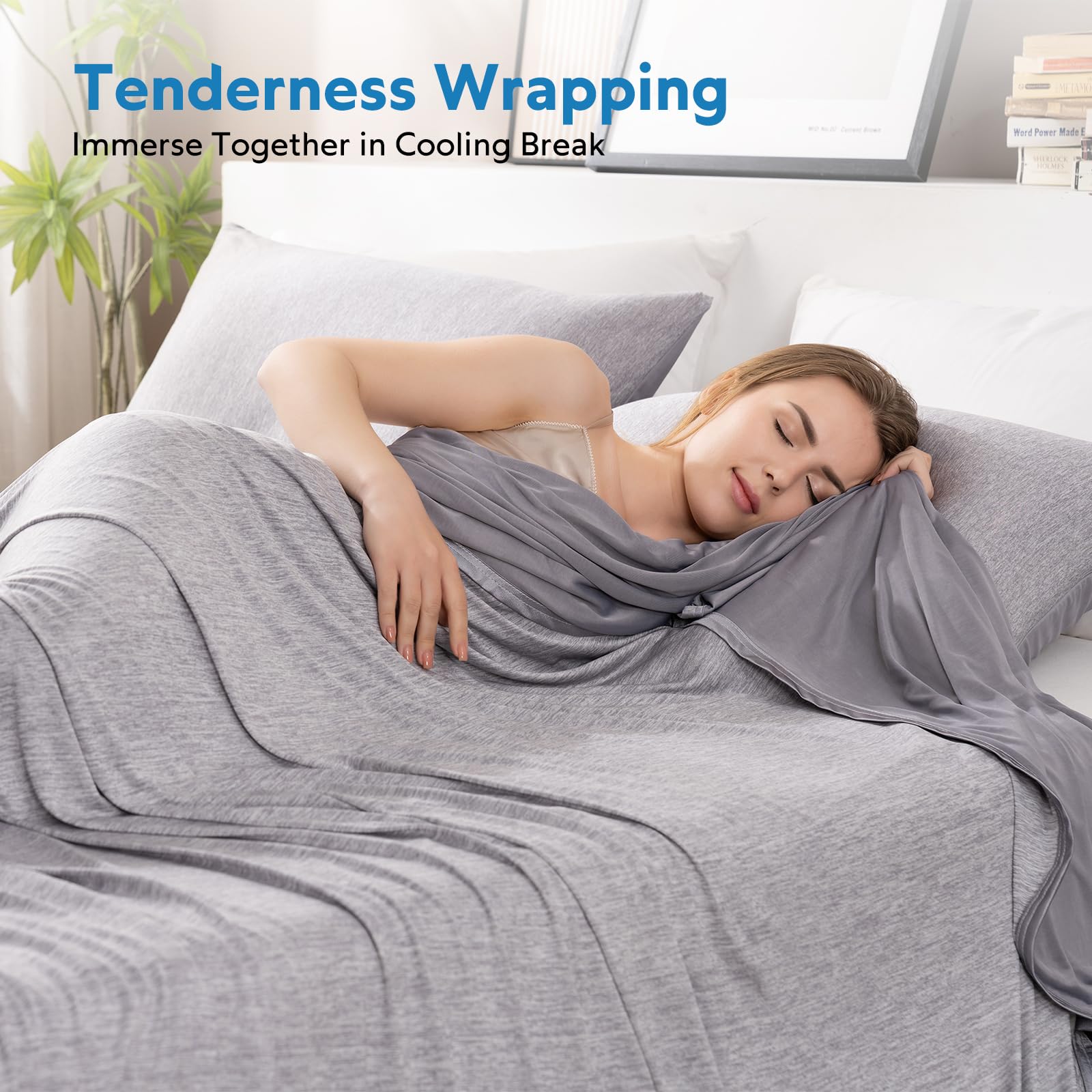 HOMFINE cooling blanket on couch illustrates versatile cooling during relaxation.