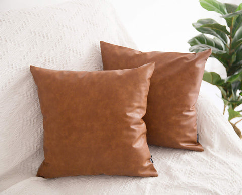 HOMFINER easy-care pillow cover, wipe clean for quick maintenance.