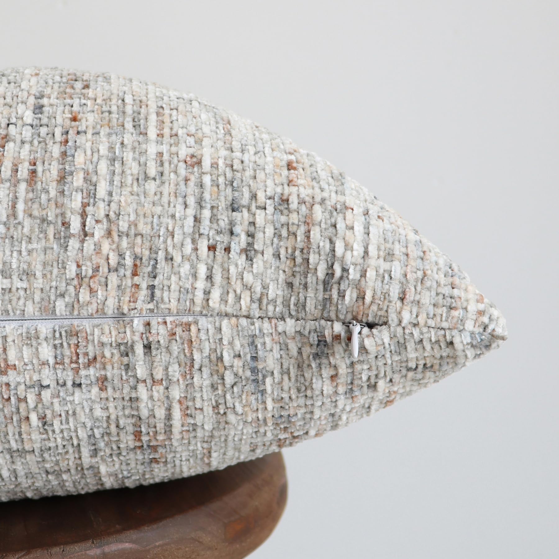 HOMFINER textured chenille cover on gray knit pattern showcases durable, stylish texture.