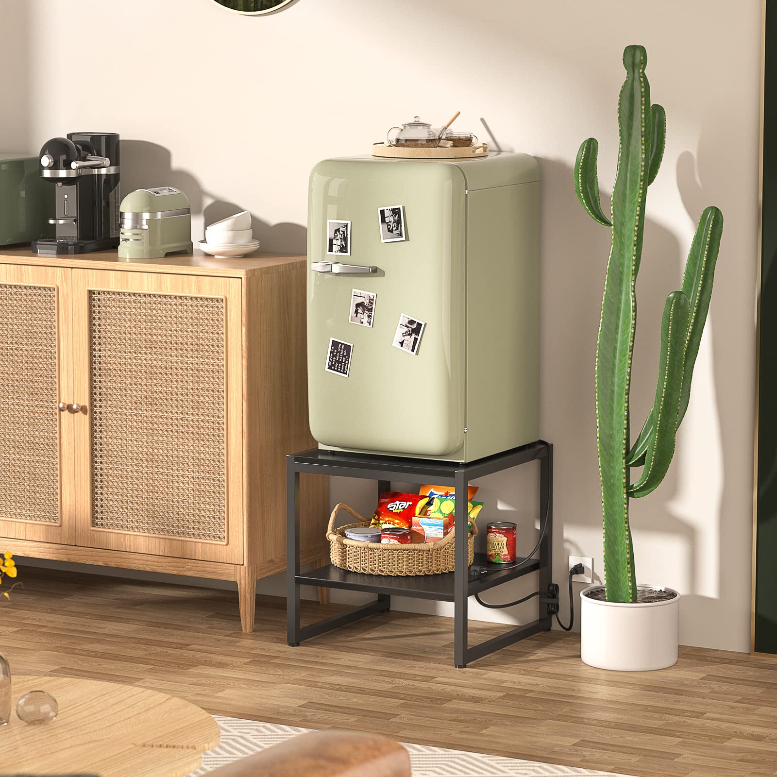 Homieasy end table with lower-shelf design keeps outlets protected from spills.