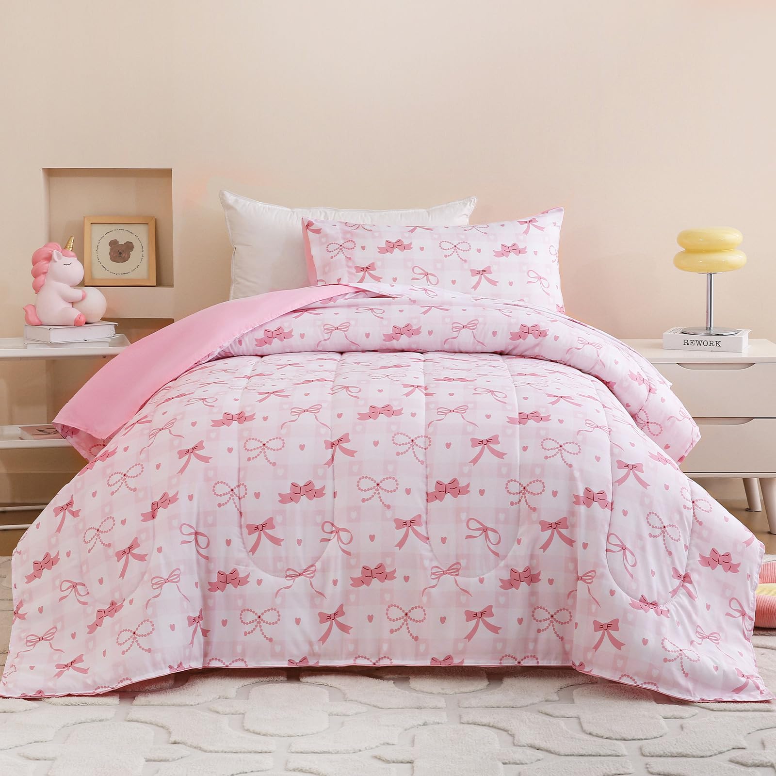 Homilay pink bow reversible design highlighting versatile bedtime styling.