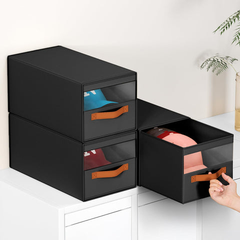 Homsorout cap collection visible through large window for quick selection