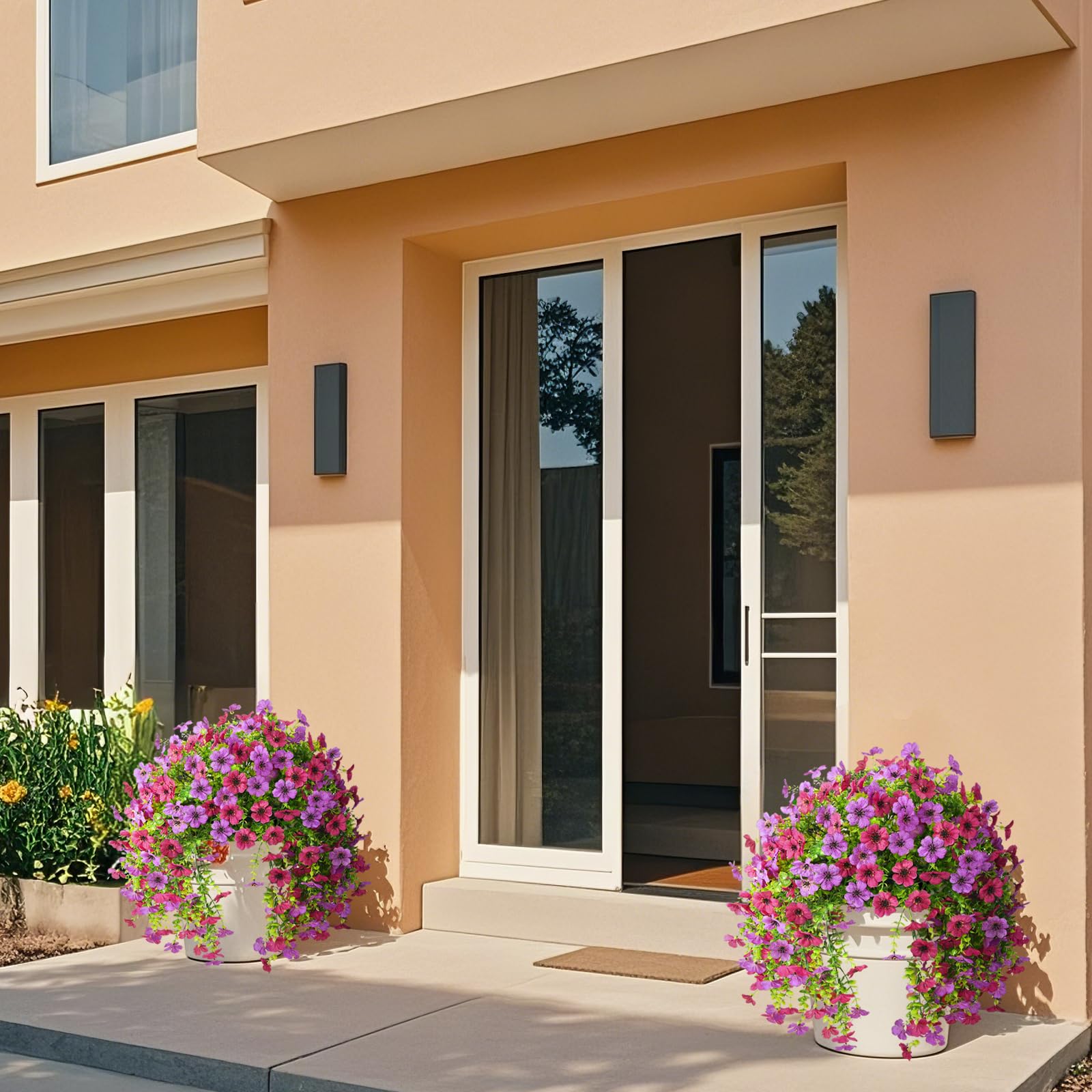 Homsunny silk-textured faux flowers for balcony use mimic real blooms.