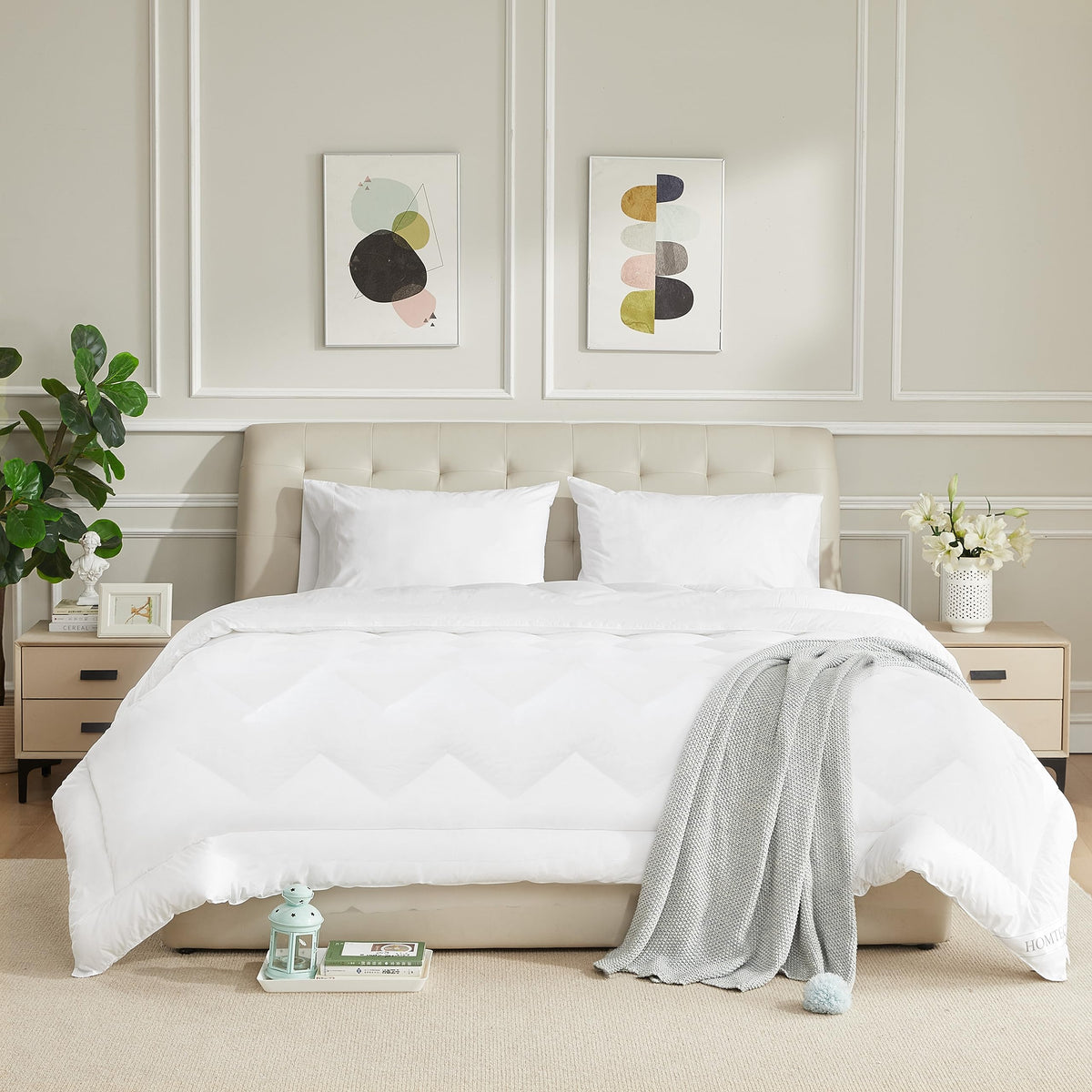 HOMTEC Duvet Insert cotton shell close-up showing breathable soft fabric.
