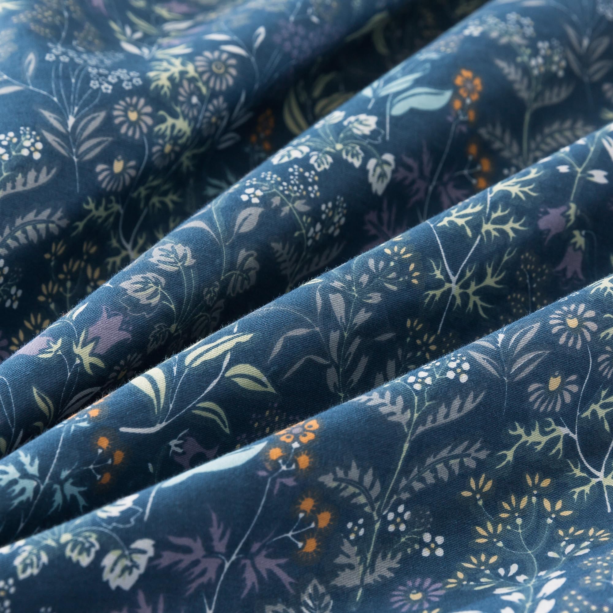 HoneiLife easy-care fabric suitable for machine washing and low tumble dry.