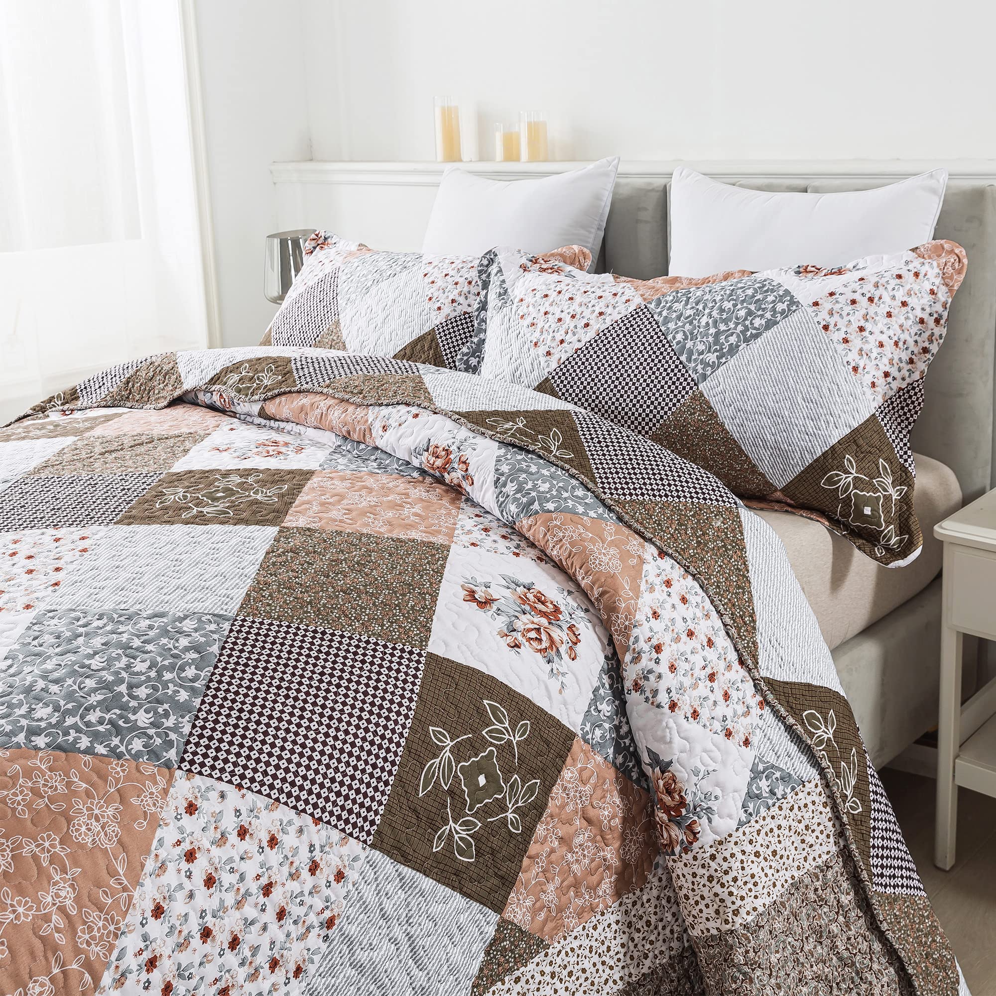 HoneiLife quilt stack on bed highlights coordinated bedding for a complete look.