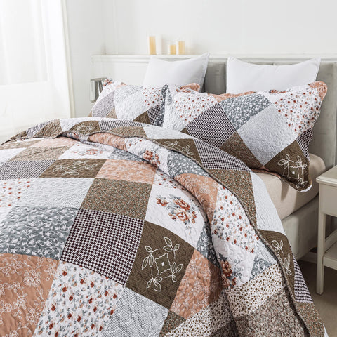 HoneiLife quilt stack on bed highlights coordinated bedding for a complete look.
