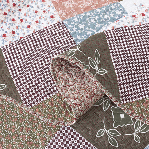 HoneiLife microfiber fabric provides a soft, lightweight feel and breathable comfort.