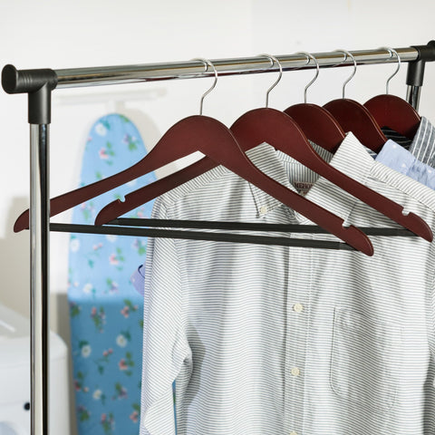 Honey-Can-Do No Slip hangers with 360° hook for easy access.