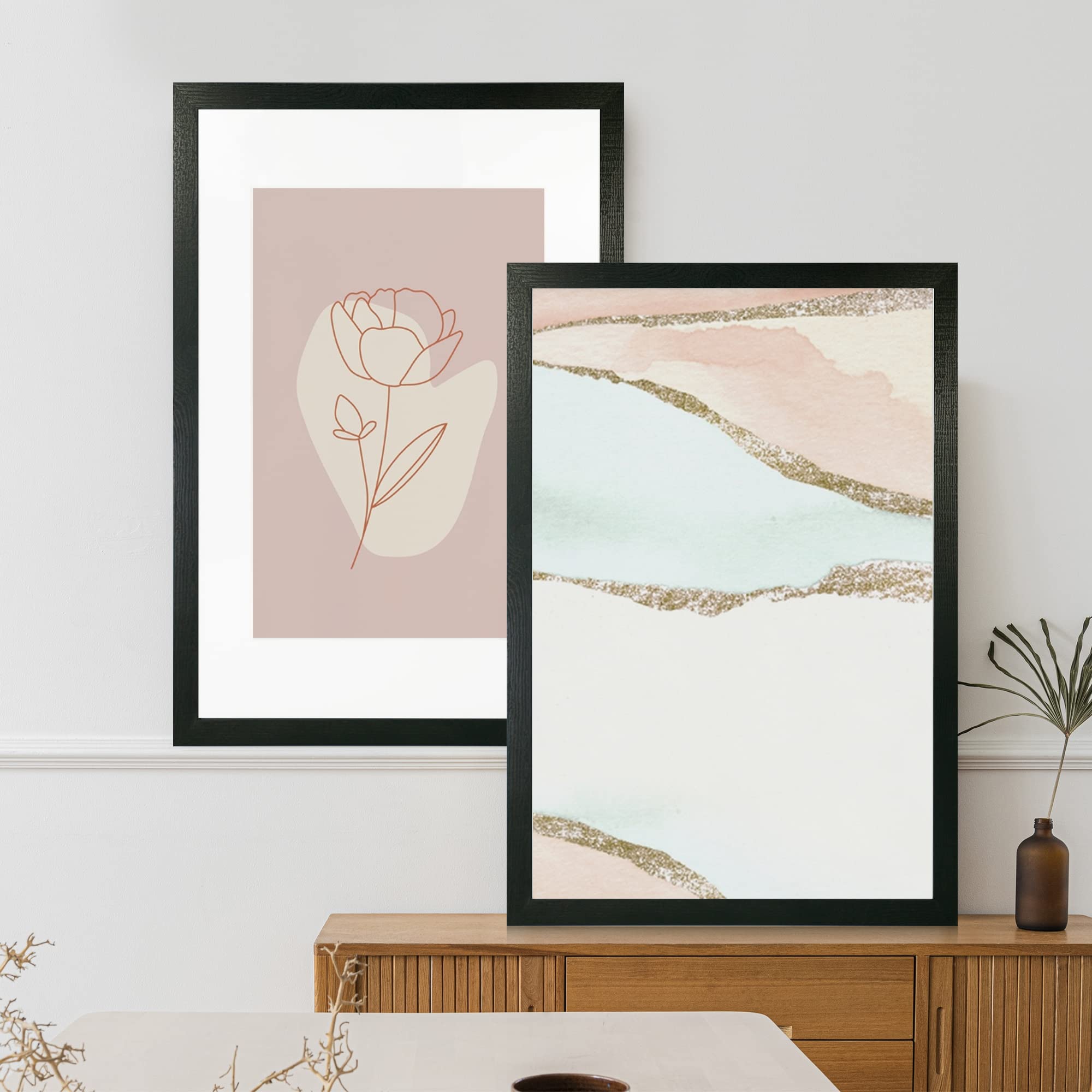 Hongkee horizontal hang for landscape photos and room balance