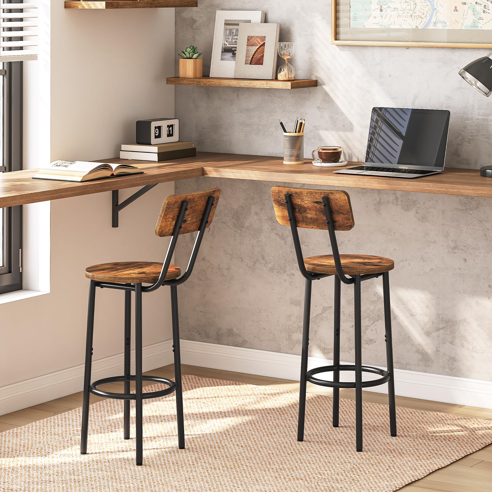 HOOBRO bar stool close-up demonstrates sturdy construction and durability.