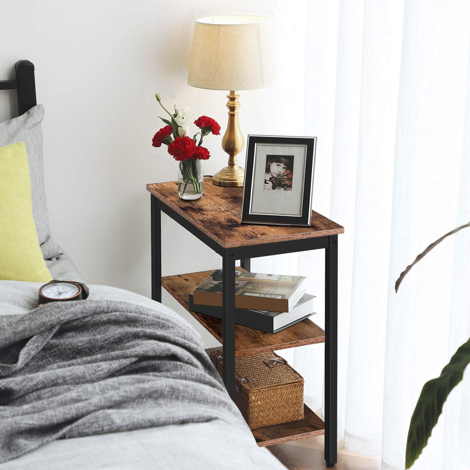 HOOBRO end table shipped with easy-to-follow assembly instructions.