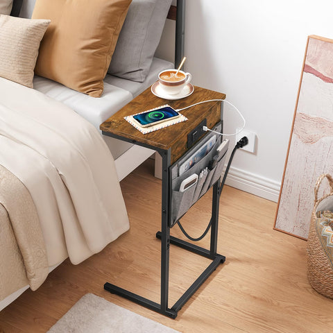 Rustic brown finish on HOOBRO end table adds warm living room touch