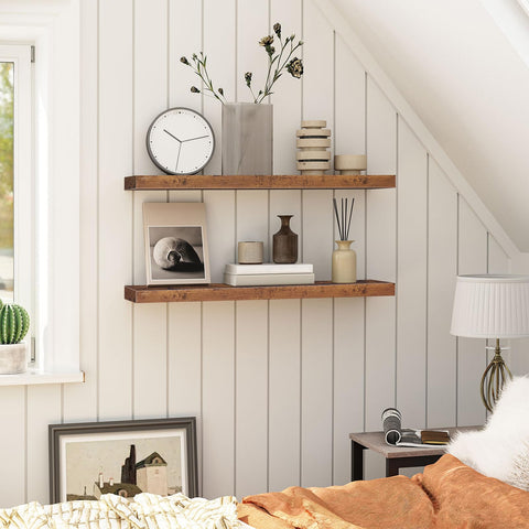 HOOBRO bedroom display shelf for photos and keepsakes.