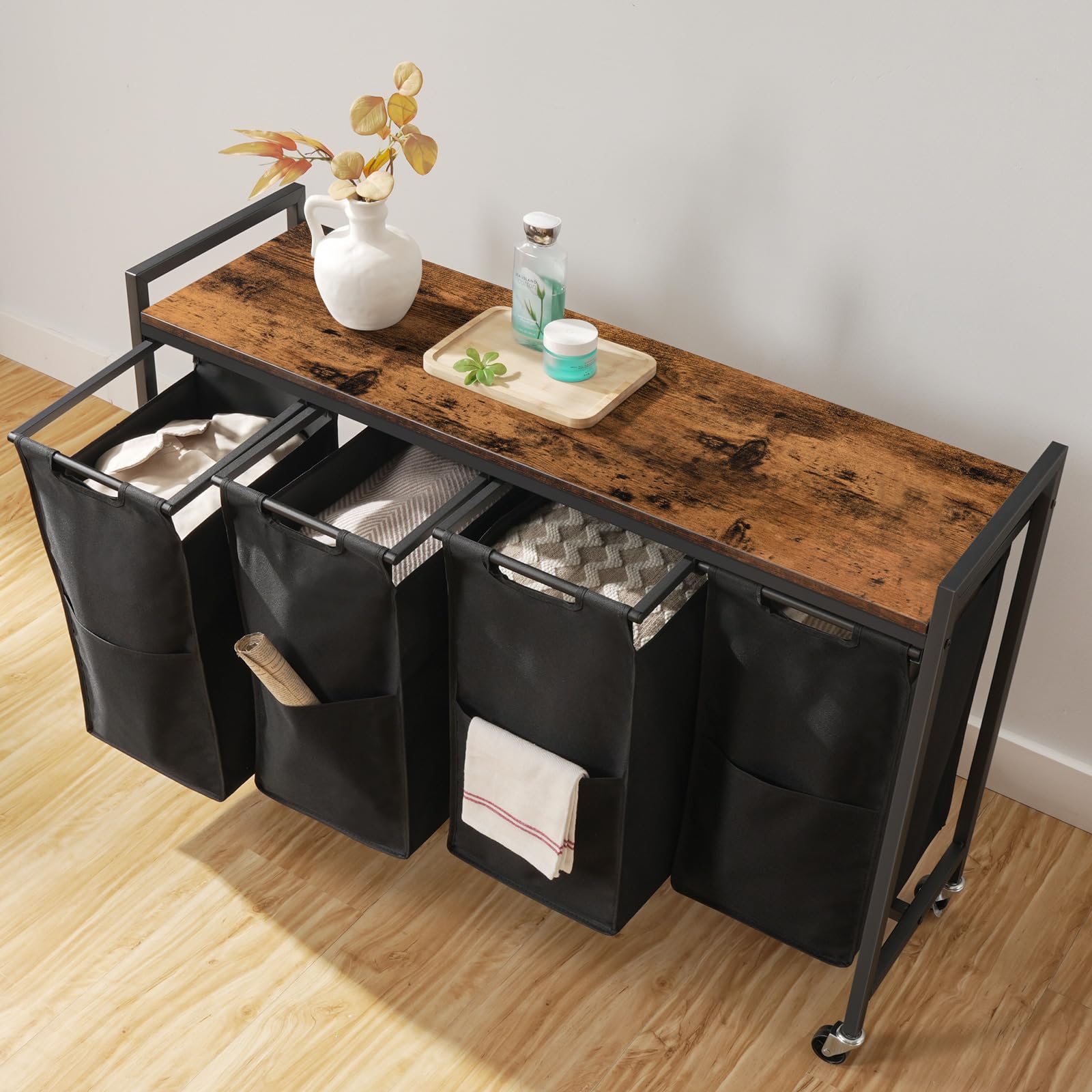 HOOBRO moveable casters enable quiet, floor-friendly movement.