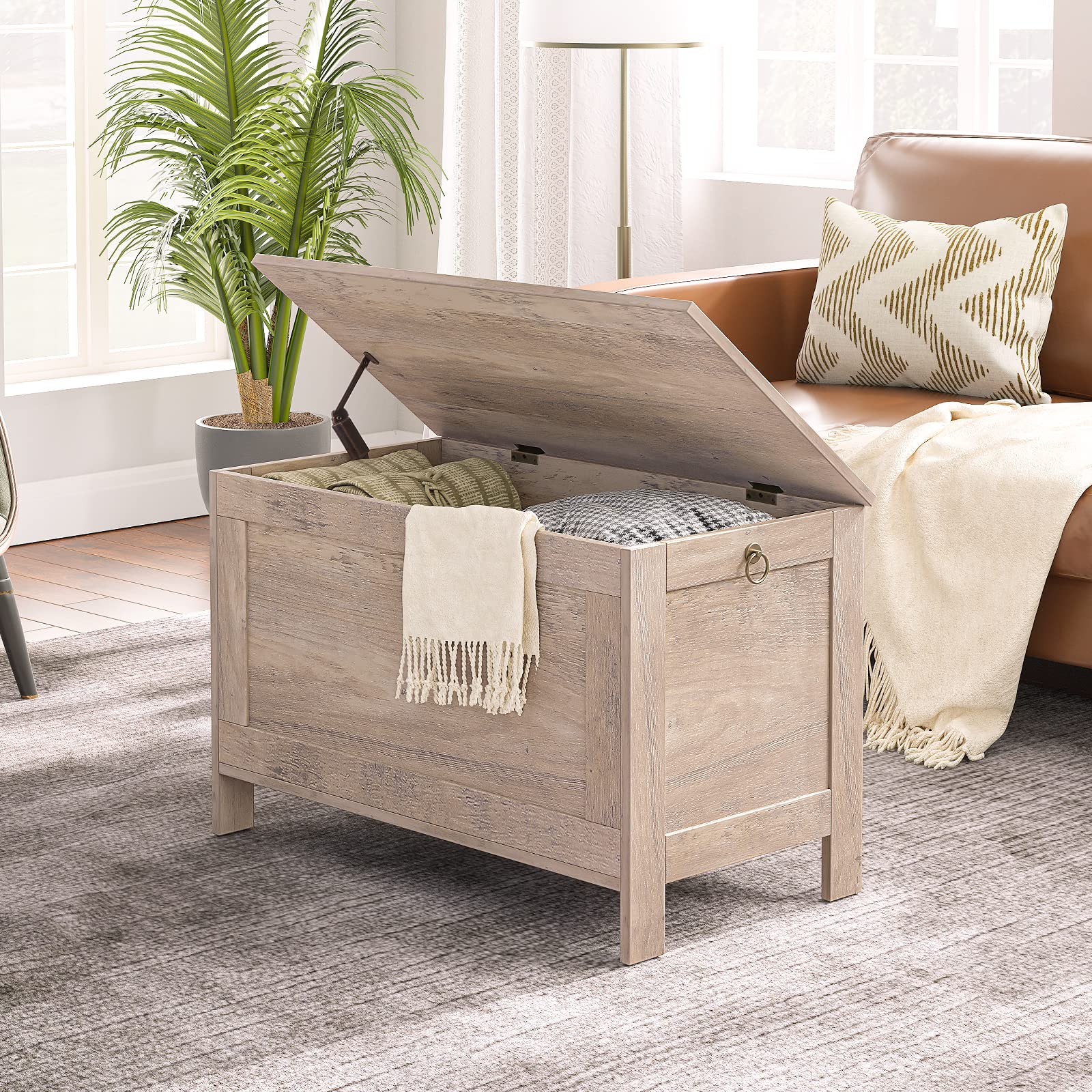 HOOBRO toy box fits entryways as stylish storage and seating.