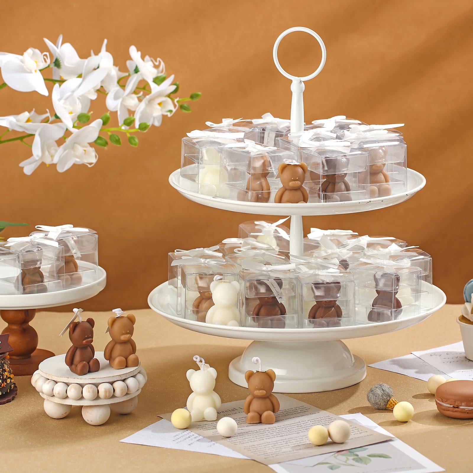 Hoolerry bear candles suitable for weddings and gender reveal celebrations.