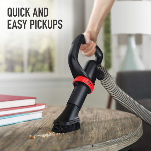 Hoover MaxLife Pro Pet Swivel brush-roll action for deep carpet cleaning.