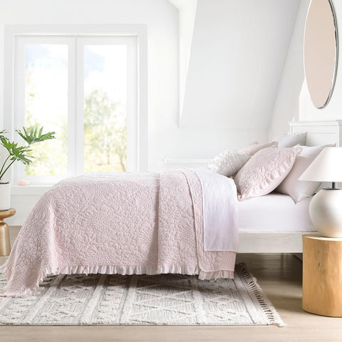 HORIMOTE HOME care-friendly option, machine washable on gentle cycle for easy maintenance.