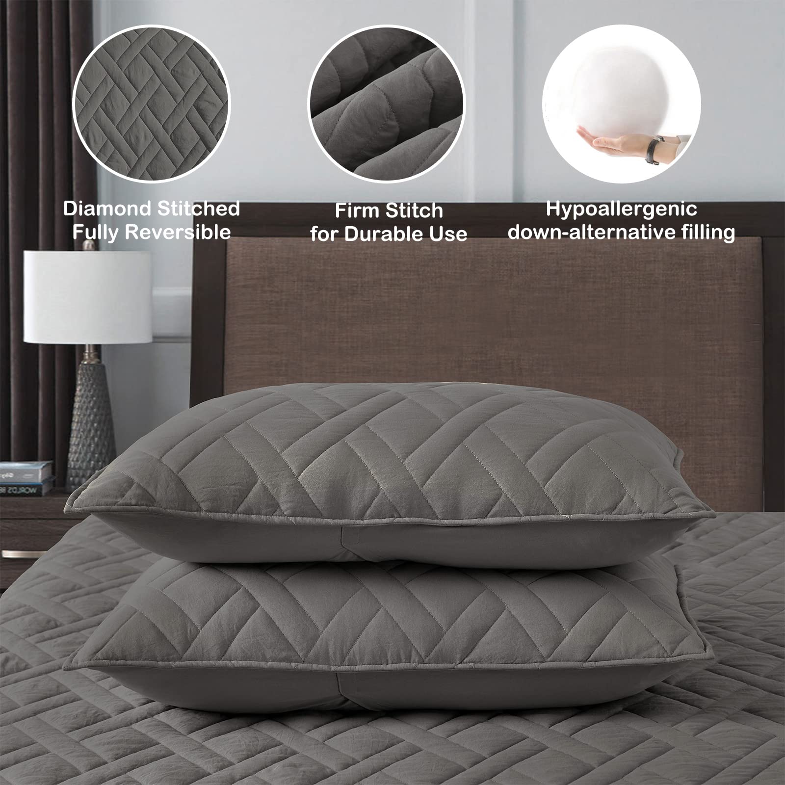 The Horimote Home quilt set arranged on a bed with a calm grey tone.