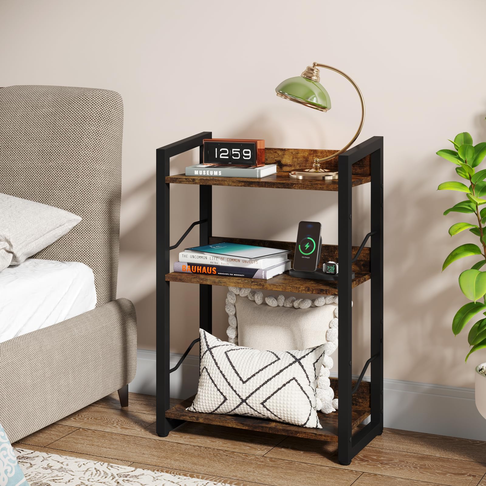 Hosfais sturdy metal frame provides reliable support for books and keepsakes