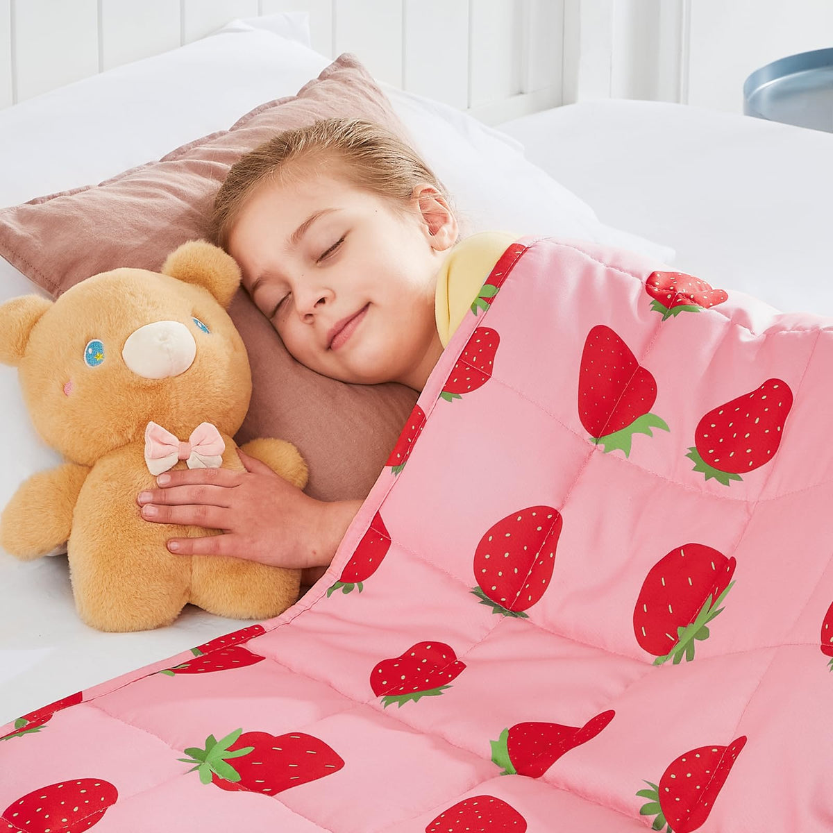 HOSUKKO weighted blanket pink strawberry close-up texture highlighting breathable microfiber comfort