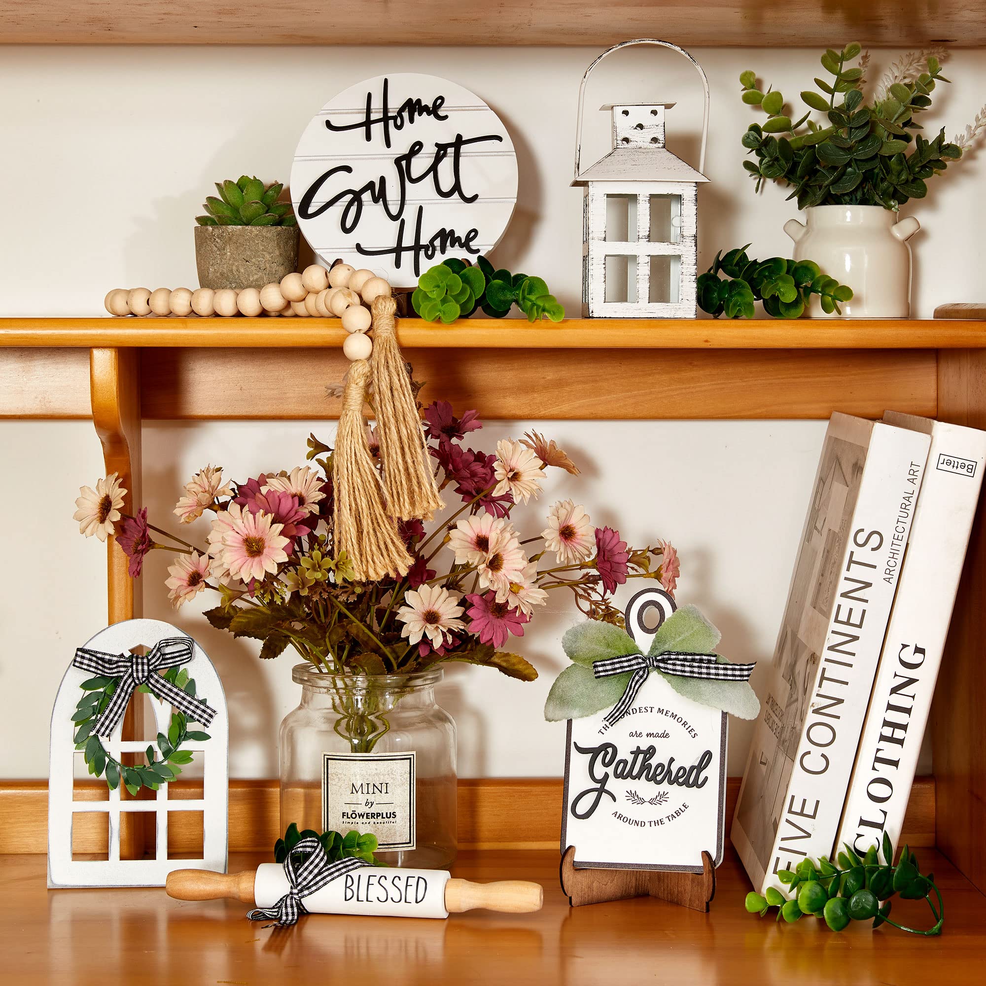 Houmury Easel holds signs for clean, elevated displays