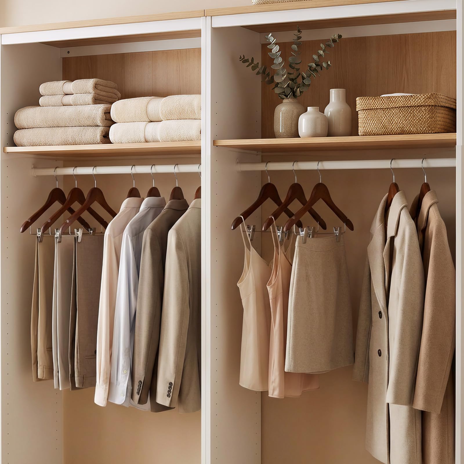House Day space-saving design increases closet capacity and tidiness.