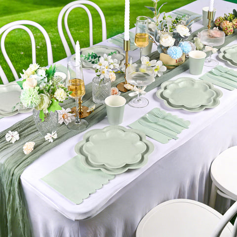 Houuqe sage green plastic fork, reliable for varied foods and settings.