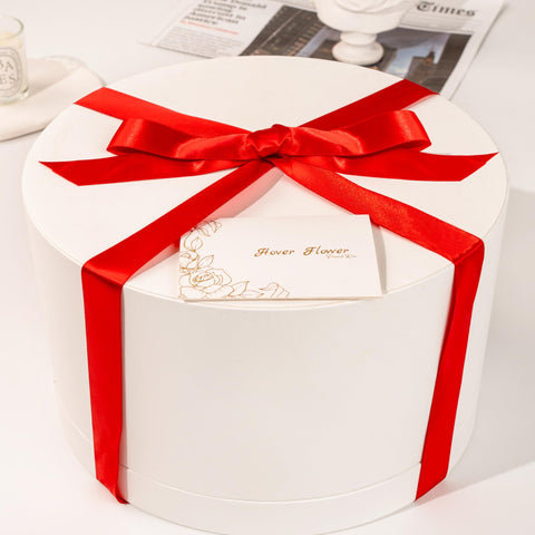 Hover Flower Luxury White Round Bucket highlights premium gift packaging