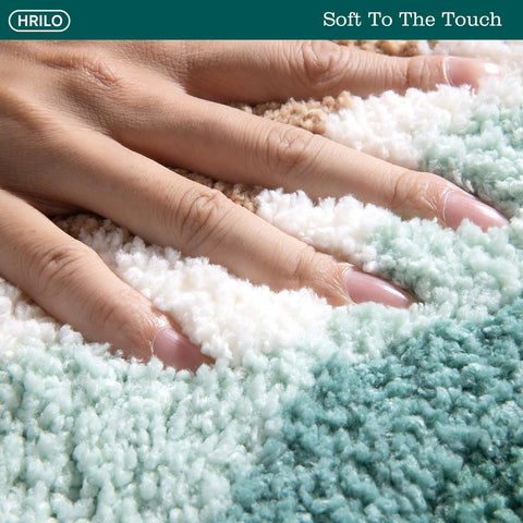 HRILO microfiber rug is easy to clean and quick-drying after spills.