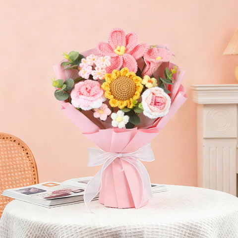 HUAHUA valentines-day-gift-crochet-bouquet fits anniversaries and celebrations.
