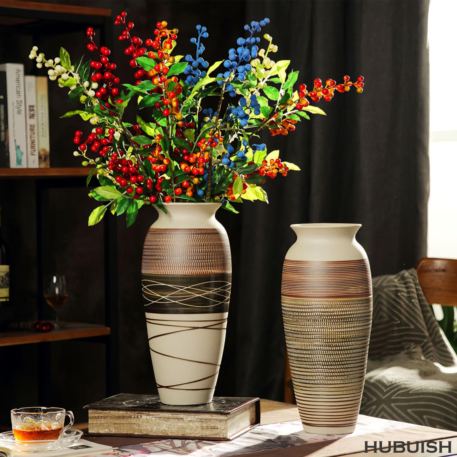 HUBUISH gift-ready large vase ideal for housewarmings and celebrations