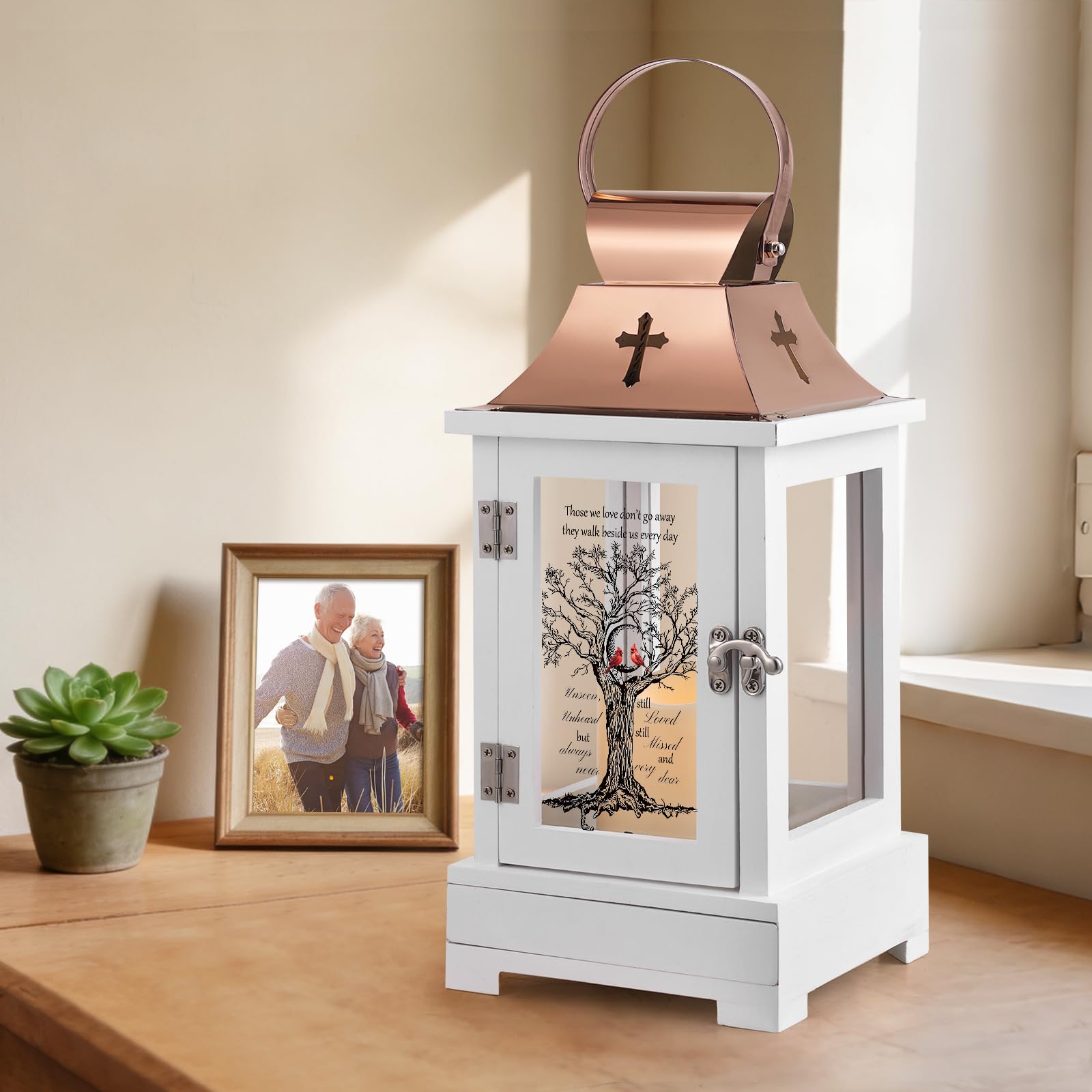 HugMemories memorial lantern cardinal pattern glass evokes closeness to loved ones.