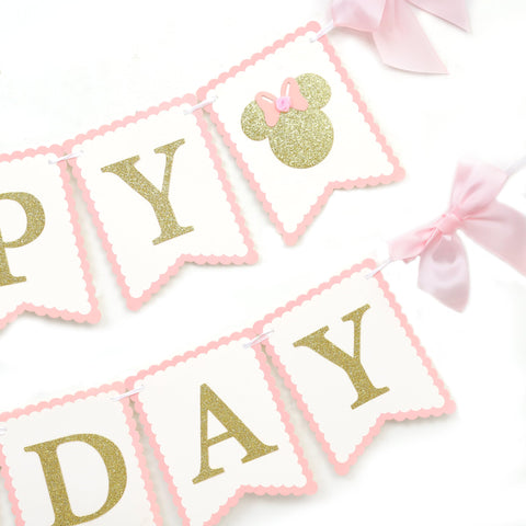 HUHJRUAR 3D-Effect Sparkling Finish Banner boosts party vibe and photos.