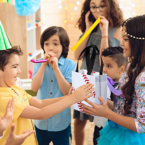 Huhumy reusable baseball goodie bags provide stylish party décor.