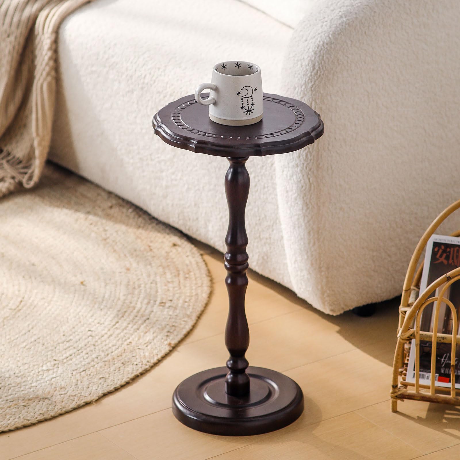 HuiDao side table beside sofa doubles as compact nightstand