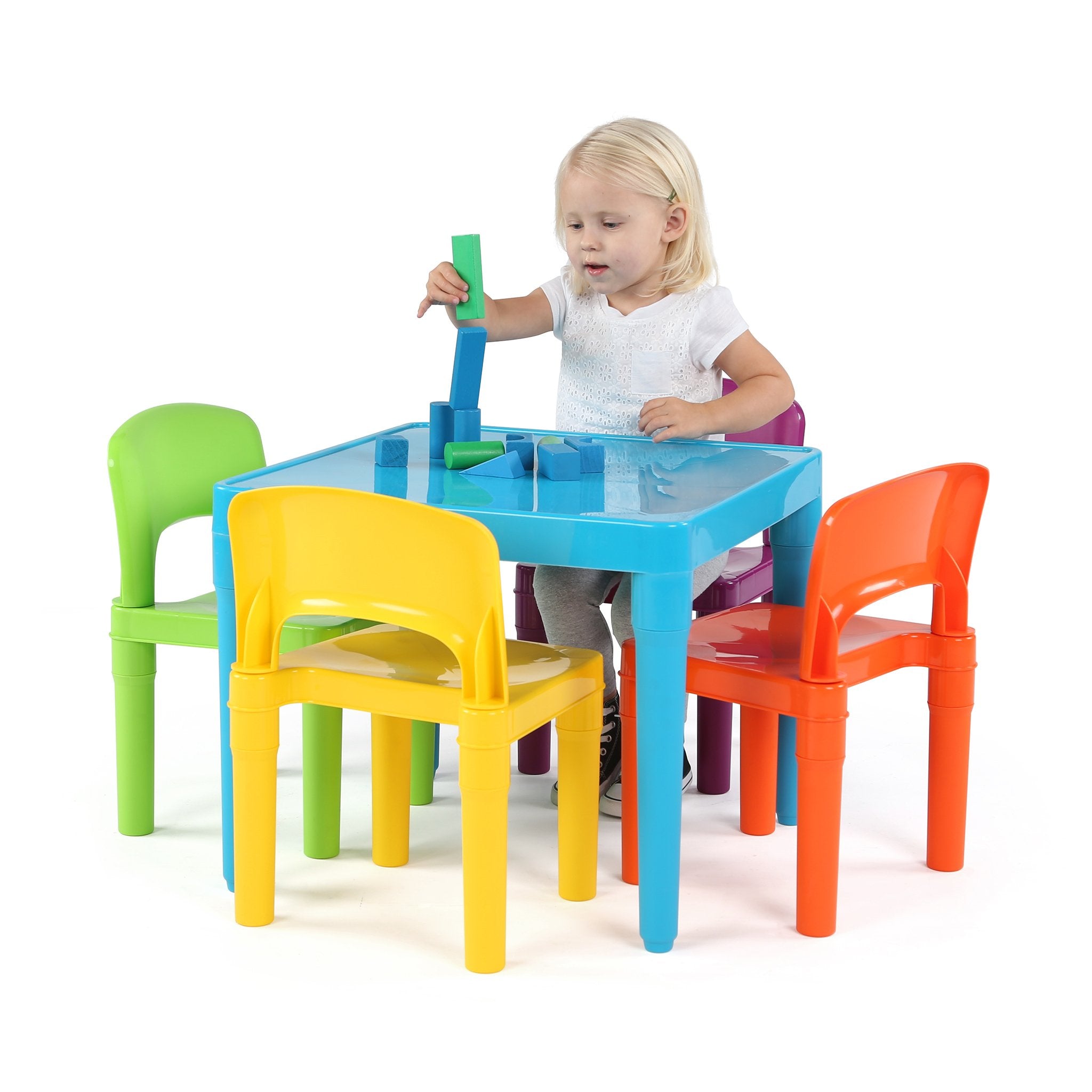 Humble Crew tool-free assembly highlights quick setup for busy families.